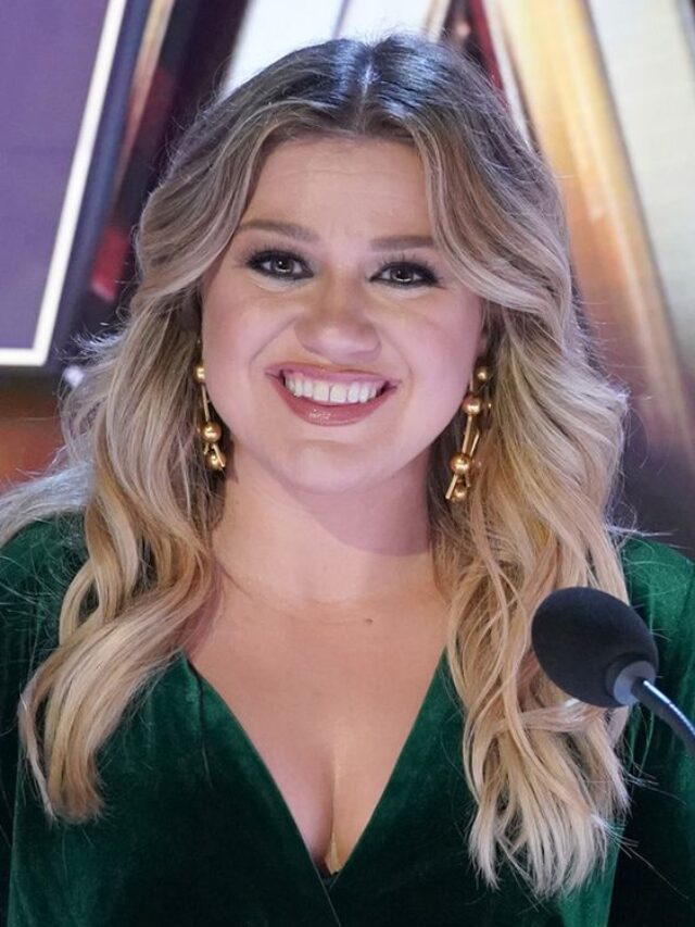 Kelly Clarkson’s Net Worth, boyfriend And Age